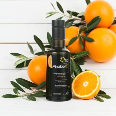 Ekologiczna oliwa z oliwek z pomarańczą Extra Virgin ORO DEL VINALOPÓ w ciemnej butelce 0,25L