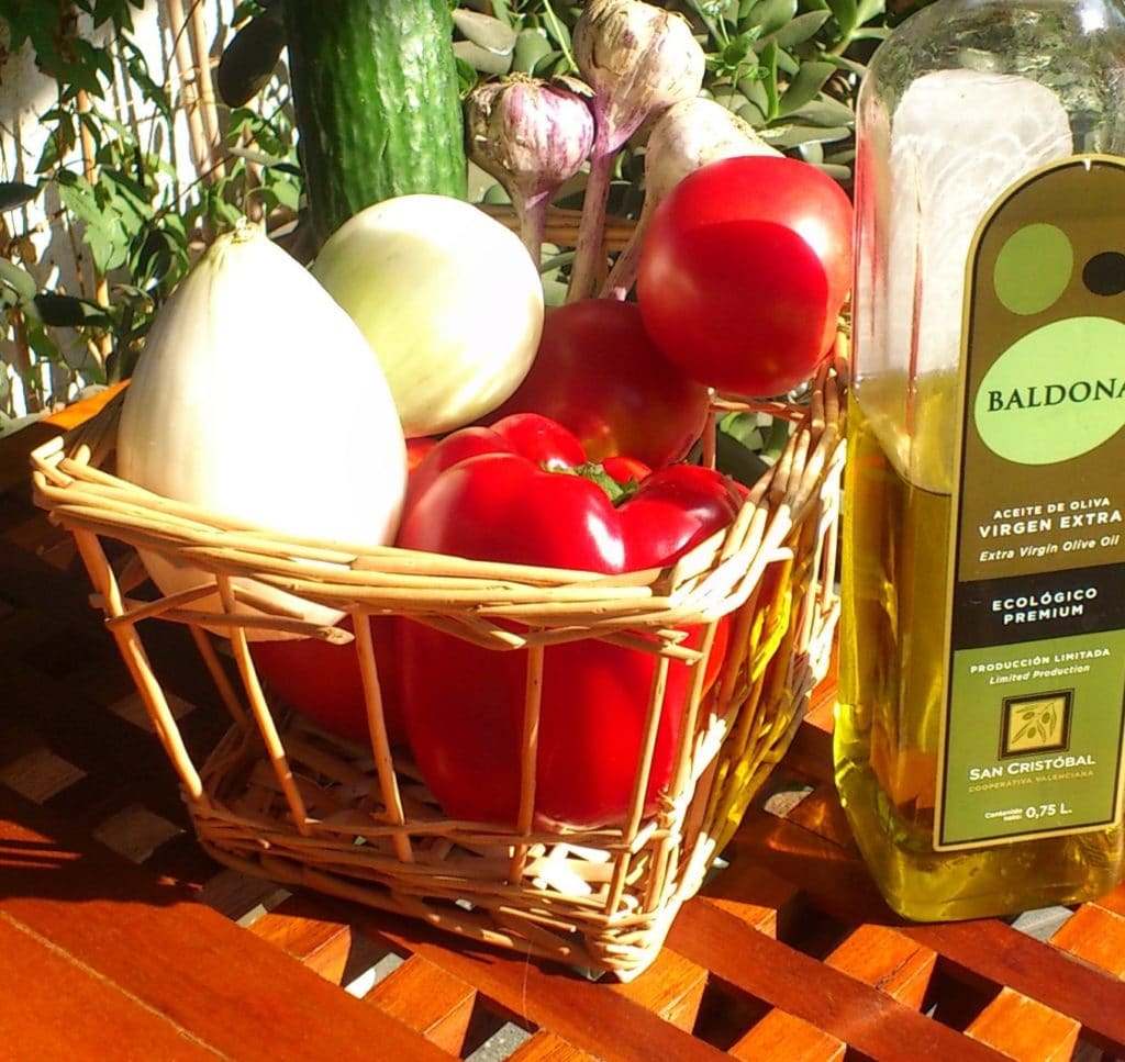 dieta śródziemnomorska z ekologiczną oliwą z oliwek extra virgin